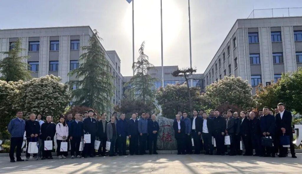 陕西省节能协会及会员单位到一德新能源参观考察（images 4）